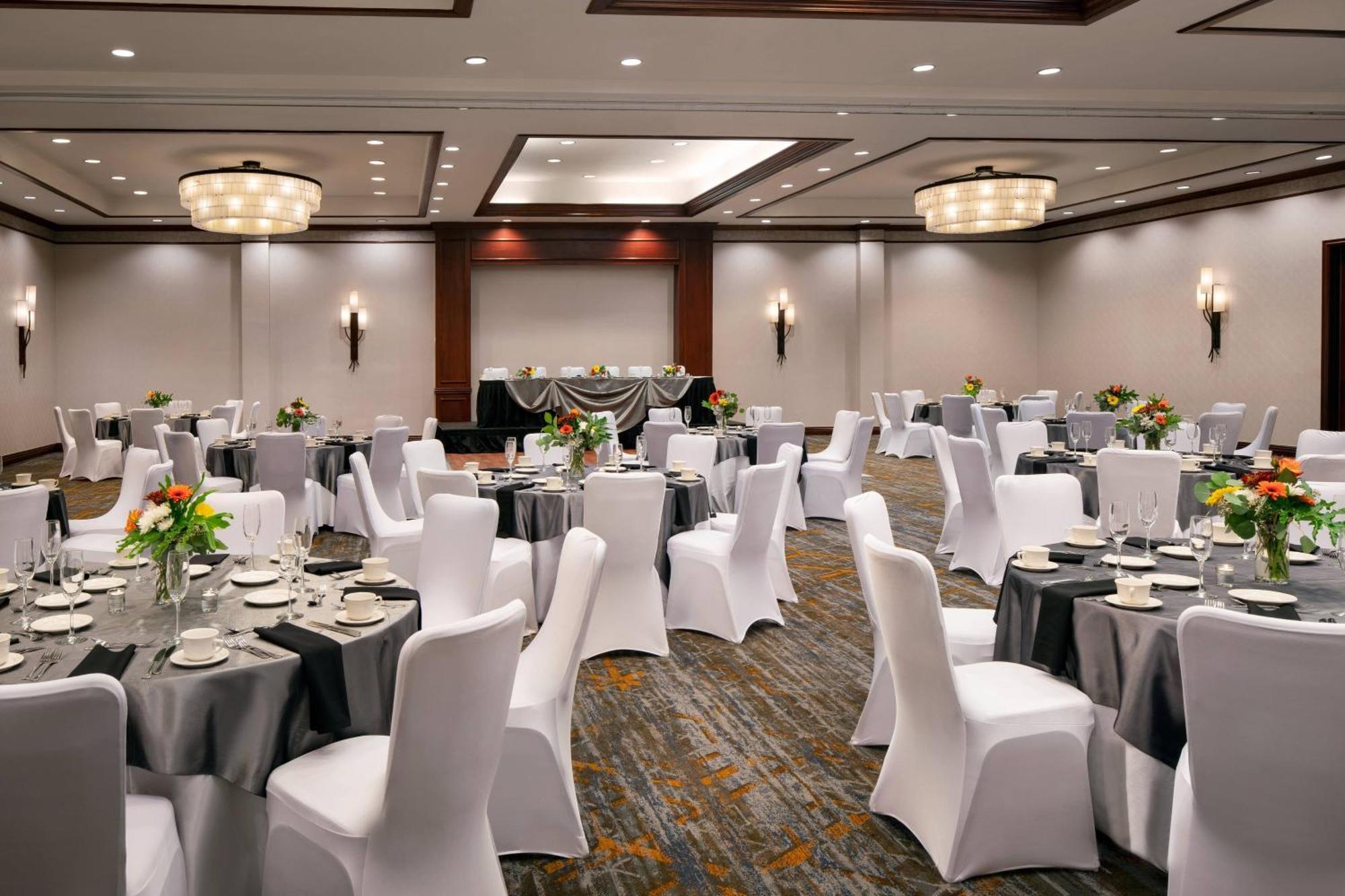 Marriott Riverside At The Convention Center Ngoại thất bức ảnh