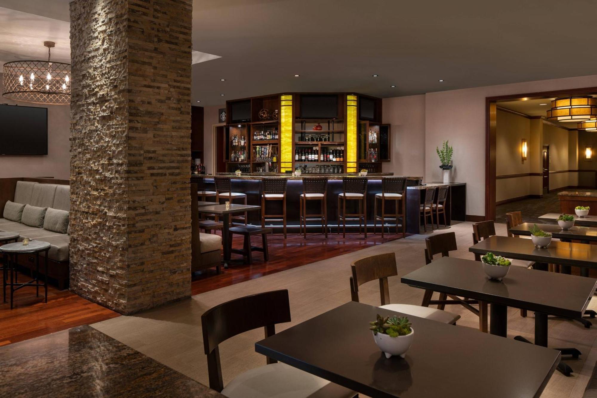 Marriott Riverside At The Convention Center Ngoại thất bức ảnh