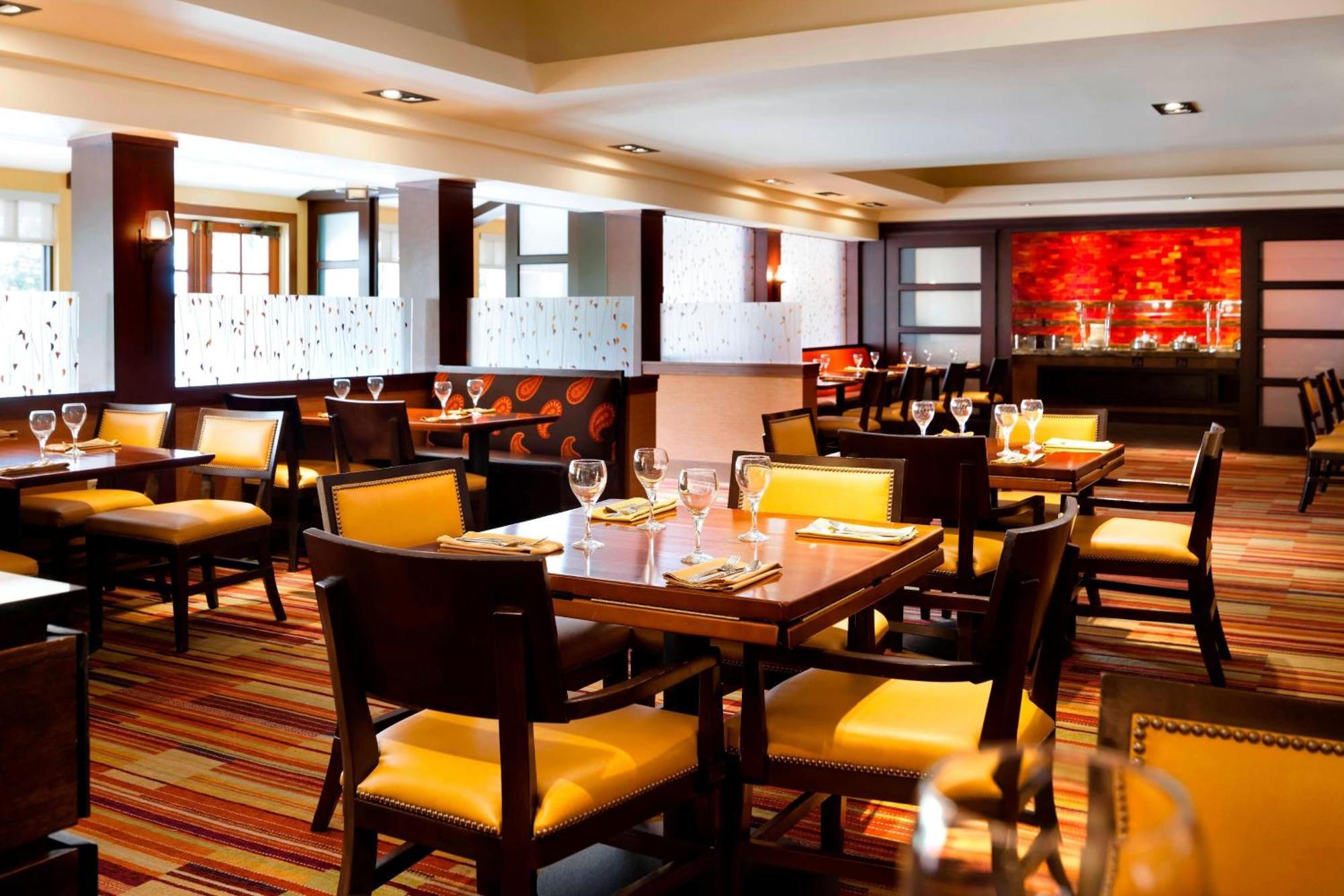Marriott Riverside At The Convention Center Ngoại thất bức ảnh